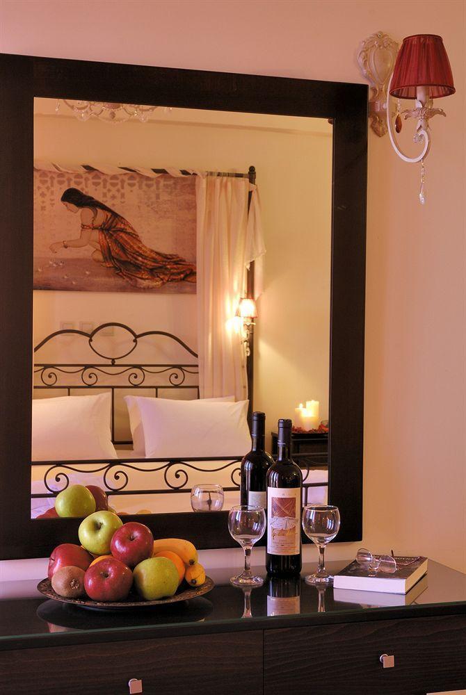 Byzantinon Hotel 3*
